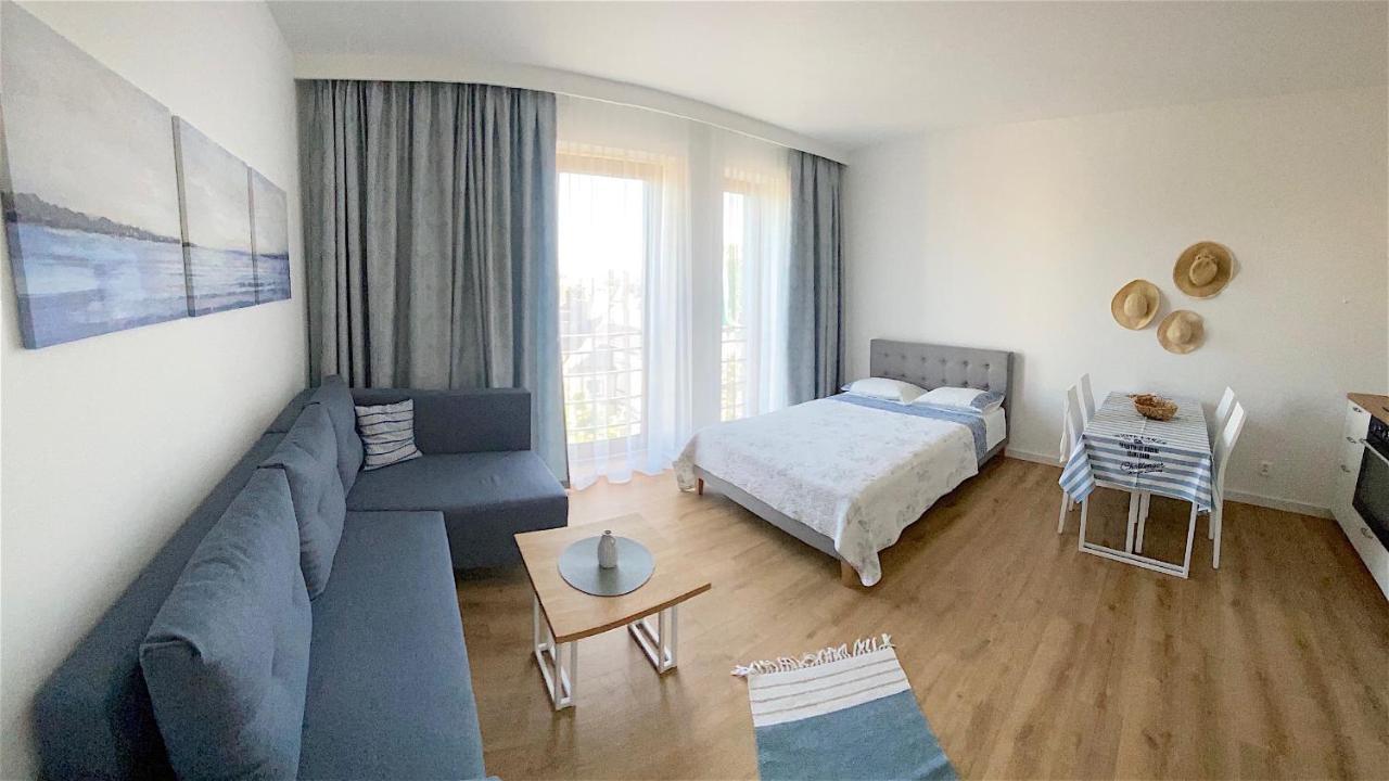 Apartamenty Marea Rentals Aquarius Устка Экстерьер фото